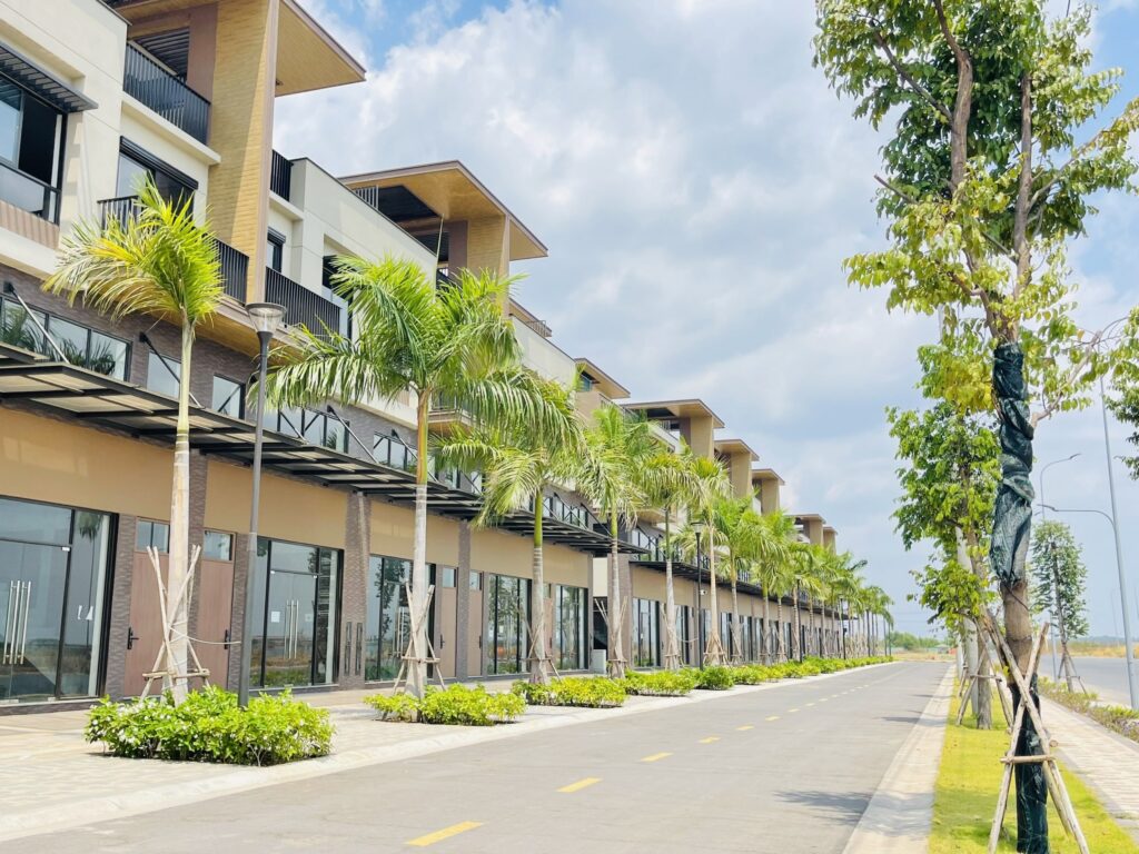 Nhà phố thương mại Izumi City Nam Long